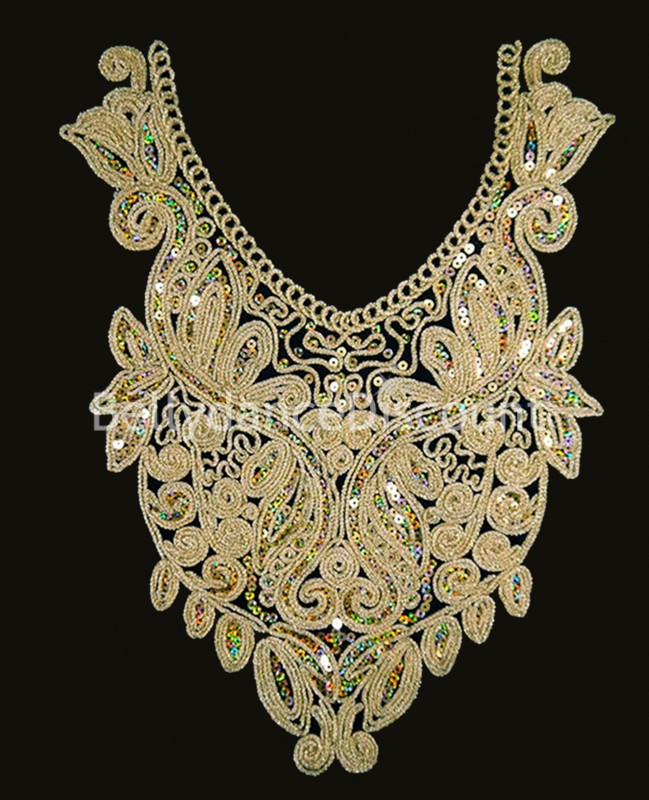 Gold Oriental collar