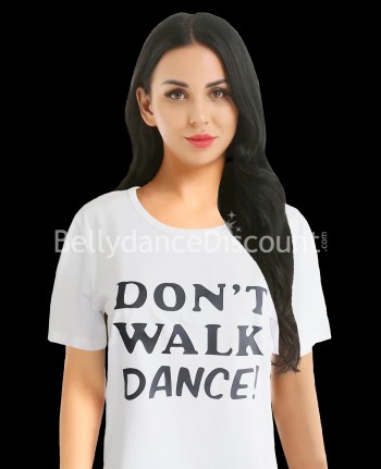 Camiseta blanca de baile con mensaje