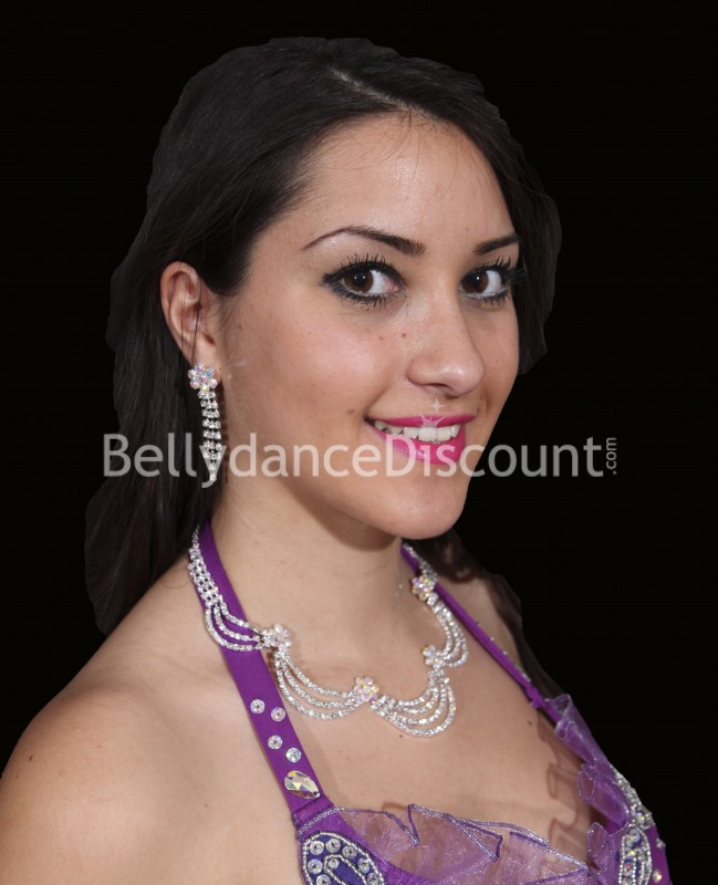 Modeschmuck-Set mit Strasssteinen und Blumen