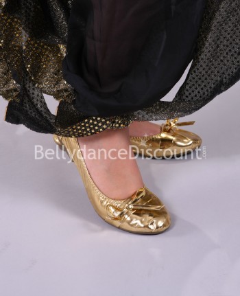 Ballerinen für den orientalischen Tanz in Gold